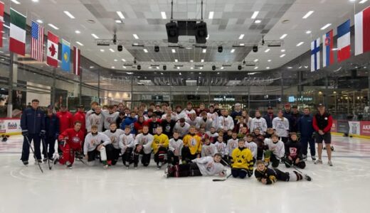 Tarptautinė ledo ritulio stovykla subūrė daugiau nei 60 jaunųjų sportininkų!